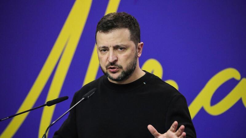 Der ukrainische Präsident Wolodymyr Selenskyj reagierte verärgert auf die Aussage des Papstes.