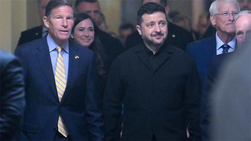 US-Senat stimmt für Gesetz zu Russland-Sanktionen Der ukrainische Präsident Wolodymyr Selenskyj traf vergangene Woche in Washington unter anderem den demokratischen Senator Richard Blumenthal. (Archivbild)