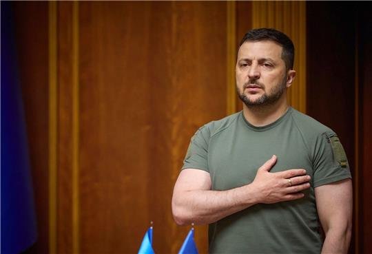 Der ukrainische Präsident Wolodymyr Selenskyj während einer Sitzung des ukrainischen Parlaments.