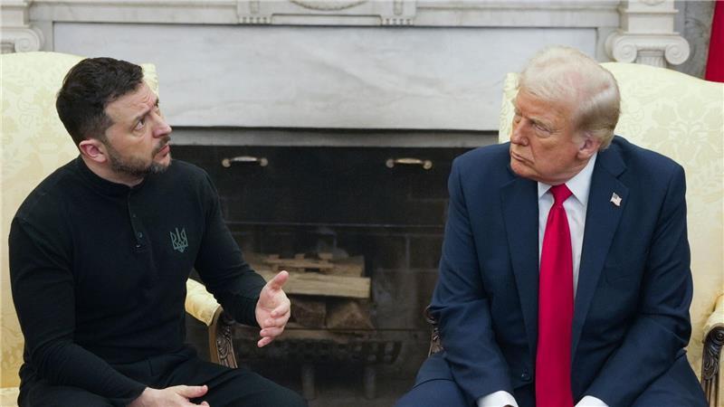 Der ukrainische Staatschef Wolodymyr Selenskyj (l) will US-Präsident Donald Trump klarmachen, dass das Land in den Verhandlungen über ein Kriegsende mit Russland nicht kapitulieren wird. (Archivbild)