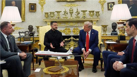 Der ukrainische Staatschef Wolodymyr Selenskyj reist ein weiteres Mal in die USA, um von Washington neue Waffen für den Krieg mit Russland zu erbitten. (Archivbild)