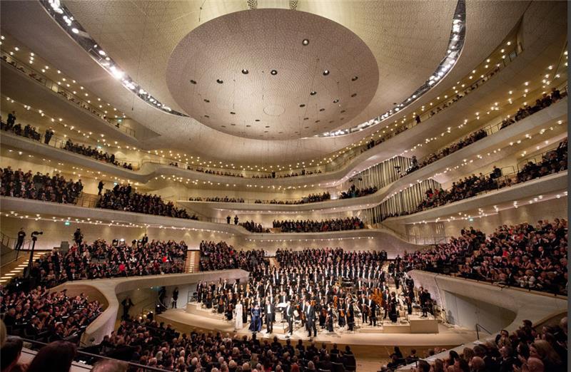 Der viel gelobte Große Saal in der Elbphilharmonie. Foto: dpa