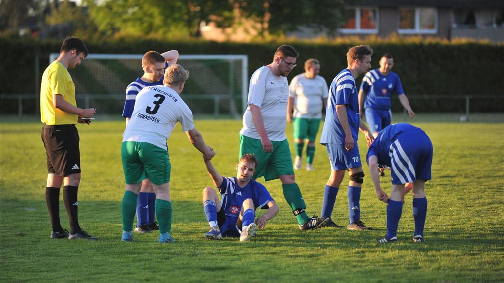Derby im Elbestadion: Der TSV Großenwörden II gewinnt mit 5:1 gegen den FC Wisch...