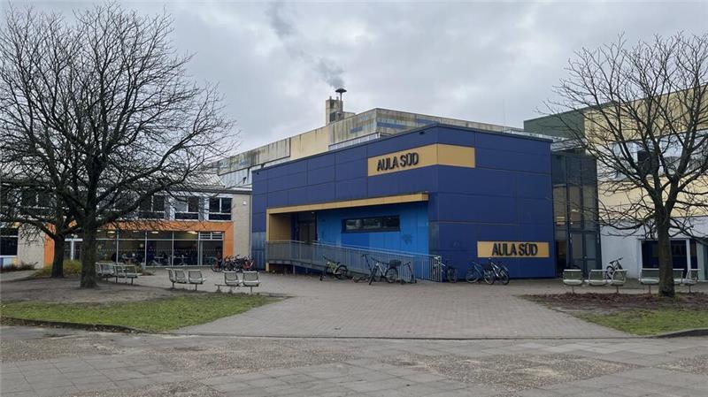 Buxtehuder Schulkrise: FDP wagt sich an Tabu-Thema Derzeit ist Buxtehude für den Zustand der Gebäude am Schulzentrum Süd zuständig.