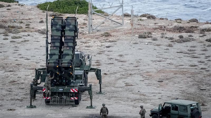 Scharfes Schießen: Luftverteidigung nimmt „Meilensteine“ Deutsche Soldaten einer Patriot-Feuerstellung
