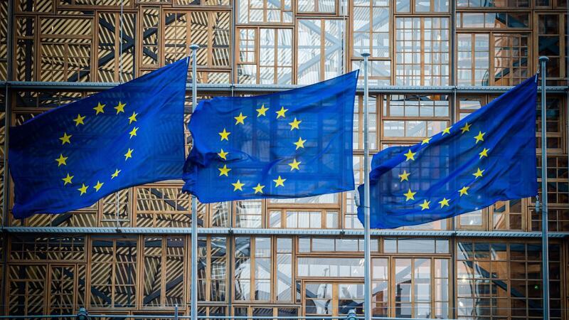 Ampel bei EU-Lieferkettengesetz über Kreuz - FDP dagegen Deutsche Spitzenverbände befürchten durch das neue EU-Lieferkettengesetz „Rechtsunsicherheit, Bürokratie und unkalkulierbaren Risiken“.