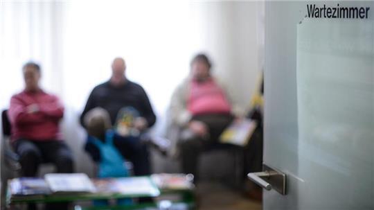 Deutsche nehmen Gesundheitsleistungen im europaweiten Vergleich häufiger in Anspruch. (Symbolbild)