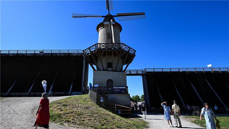 Deutscher Mühlentag in Bad Nauheim: Windmühlenturm „An der langen Wand“ zieht Besucher am Pfingstmontag an