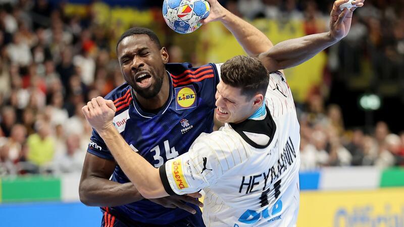 Nach Frankreich-Pleite: Das sind Deutschlands Chancen aufs Halbfinale Deutschland und Frankreich lieferten sich im letzten Gruppenspiel eine umkämpfte Partie.