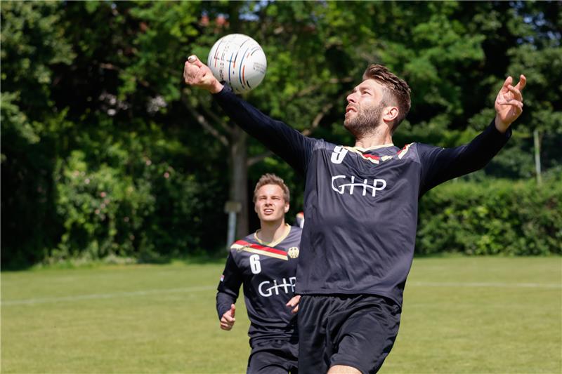 Deutschlands Faustballer Nick Trinemeier. Foto: Petra Den Dulk/faustball.de/dpa
