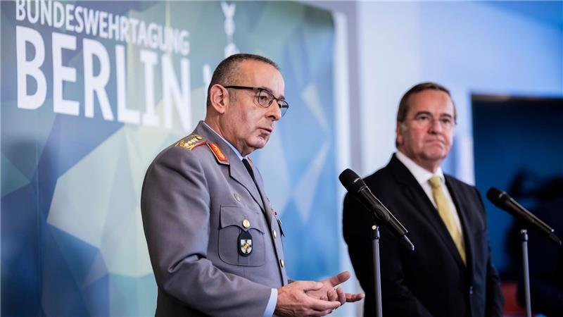 Deutschlands rangöchster Soldat, Generalinspekteur Carsten Breuer, spricht von einer „dämmrigen Übergangszeit“.