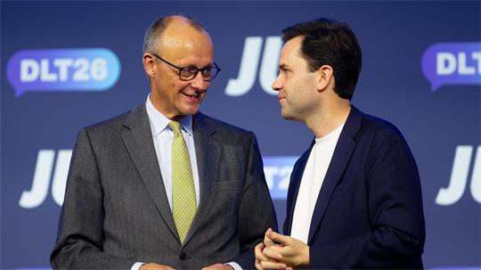 Deutschlandtag der Jungen Union: Merz und Winkel gemeinsam auf dem Podium