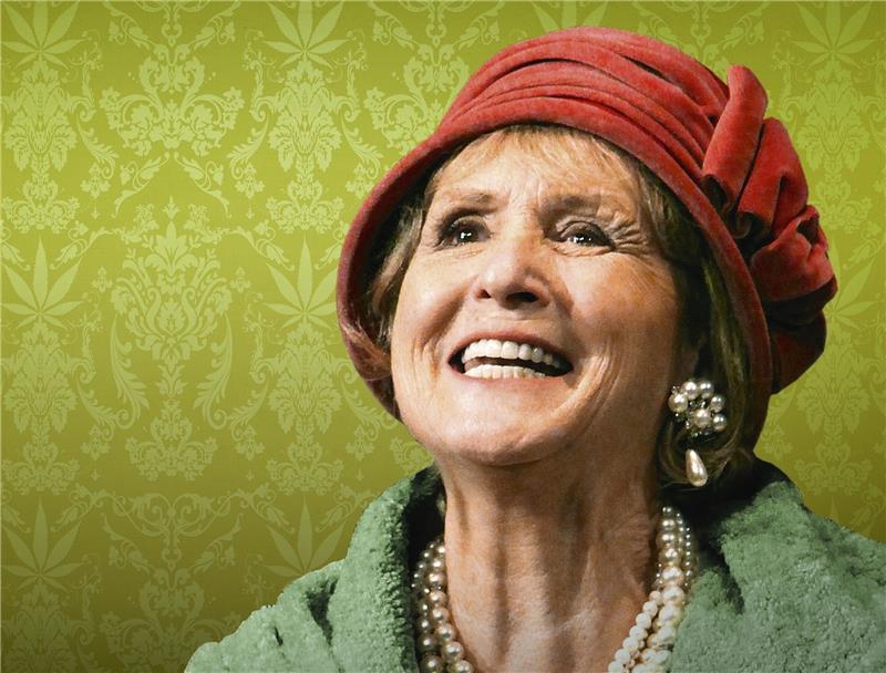 Diana Körner spielt Oma Paulette . Foto Wilfried Gebauer