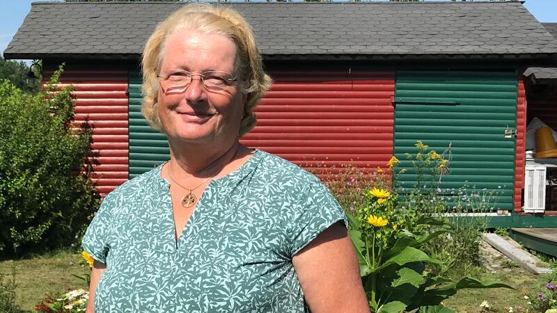 Schmerzen und Schäden: Himmelpfortener Tierärztin kämpft gegen Qualzucht Diana Plange aus Himmelpforten, Fachtierärztin für Tierschutz und Tierschutzethik, hat eine Datenbank zu Qualzuchtmerkmalen und betroffenen Tierrassen erstellt.