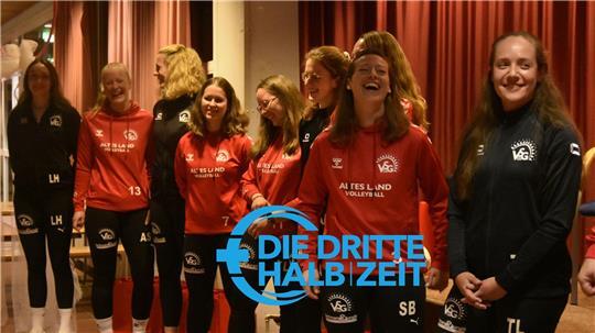 Die 1. Damen der VSG Altes Land spielt in der Volleyball-Oberliga um den Klassenerhalt.