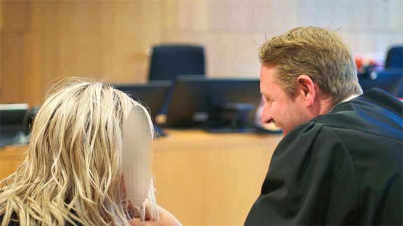 Polizistin wegen Vergewaltigung zu Haftstrafe verurteilt Die 55-Jährige befindet sich als Transfrau im Männergefängnis.