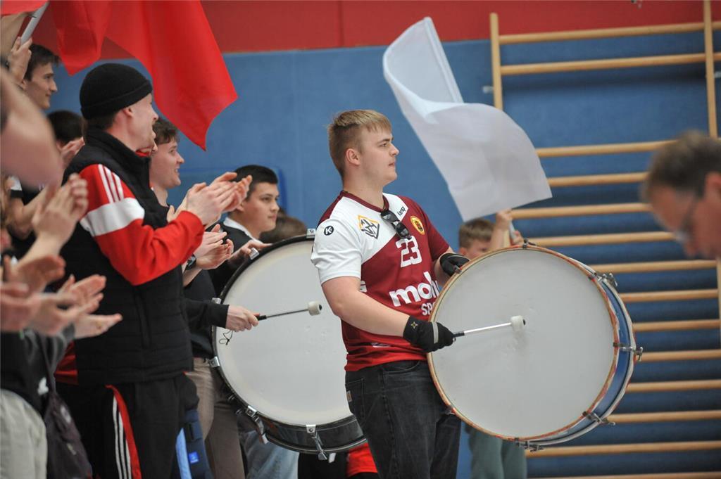 Die A-Jugend des VfL Horneburg feiert die Meisterschaft in der 2. Bundesliga Nor...