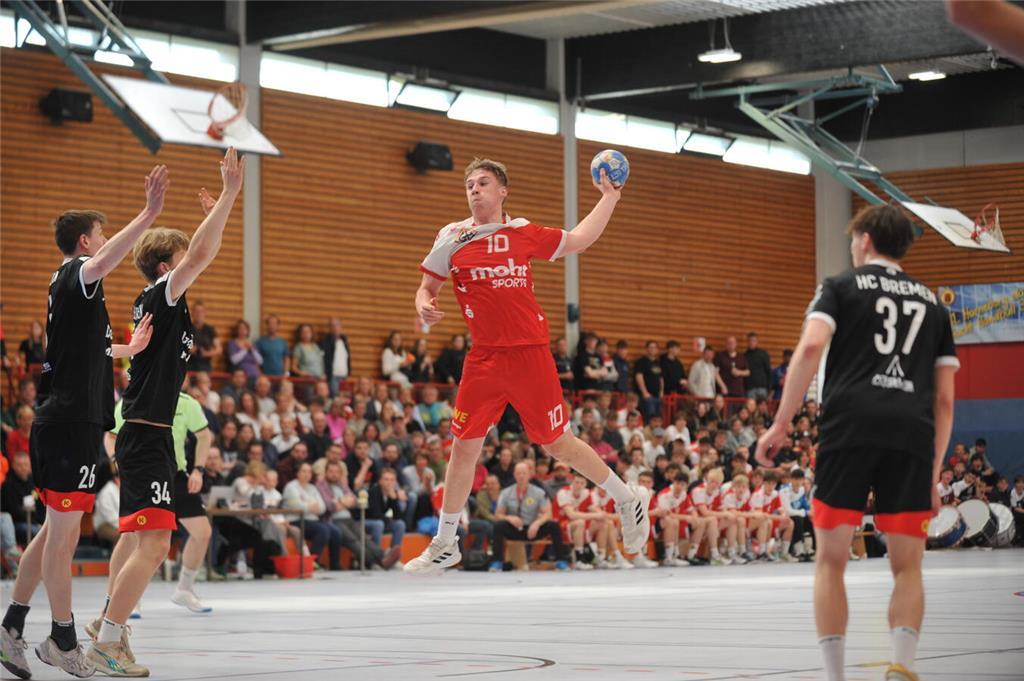 Die A-Jugend des VfL Horneburg feiert die Meisterschaft in der 2. Bundesliga Nor...