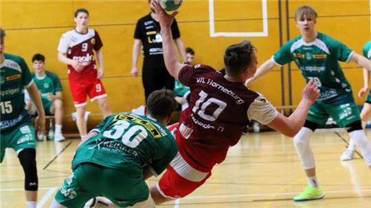Die A-Junioren des VfL Horneburg haben sich sensationell in Ahlen durchgesetzt und sind weiter im Rennen um den Bundesliga-Aufstieg.