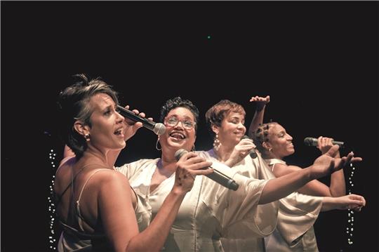 Die A-cappella-Gruppe Gema 4 singt im Stadeum. Foto: Guillem Roma