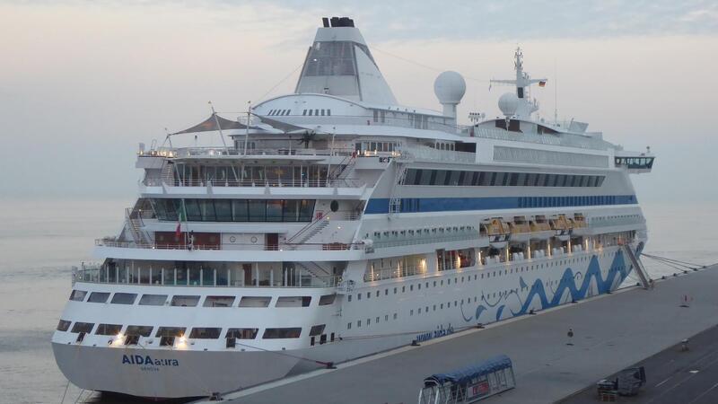 Verkauf der „AIDAaura“: Das soll der neue Käufer sein Die „AIDAaura“ dümpelt weiter in Bremerhaven vor sich hin.