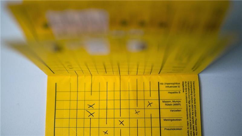 Die AOK NordWest empfiehlt eine Schluckimpfung für Säuglinge gegen das Rotavirus. (Symbolbild)