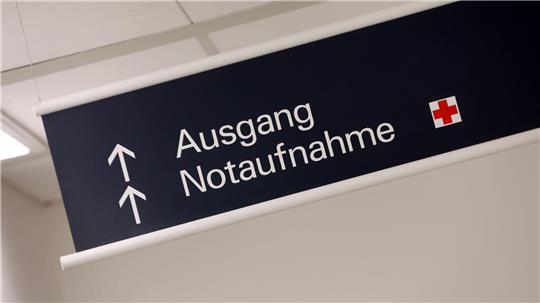 Die AOK NordWest setzt sich für eine Entlastung der Notaufnahmen ein. (Symbolbild)