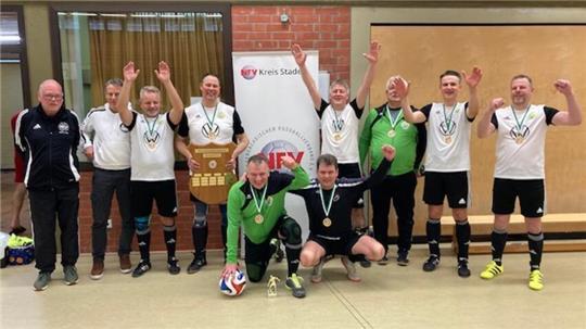 Die ASSG Apensen/Harsefeld gewann den Titel bei der Ü50-Meisterschaft.