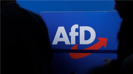 Die AfD erreicht ihren höchsten je auf Bundesebene gemessenen Wert - die Union fällt zurück. (Archivbild)