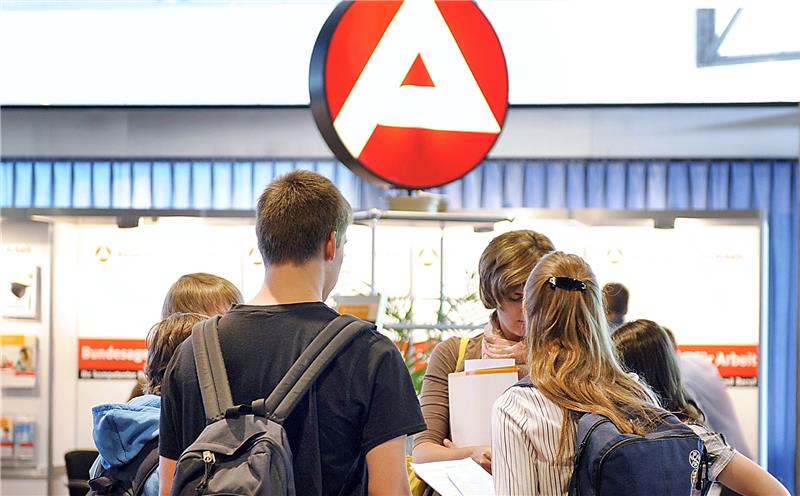 Die Agentur für Arbeit schlägt Alarm: Der demografische Wandel macht sich auf dem Ausbildungsmarkt bemerkbar. Foto Leppin/dpa