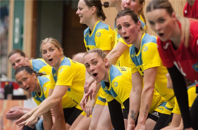 Ein letztes Mal Halle Nord: 74 Tore, viele Erinnerungen und viel Party Die Allstars sorgten am Samstag für gute Unterhaltung.