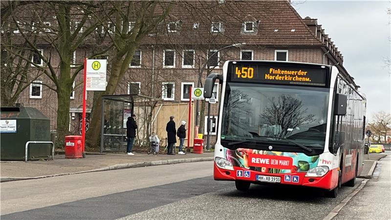 Die Altländer Busse fahren ab dem Frühjahr 2025 bis zu den Landungsbrücken in Finkenwerder durch.