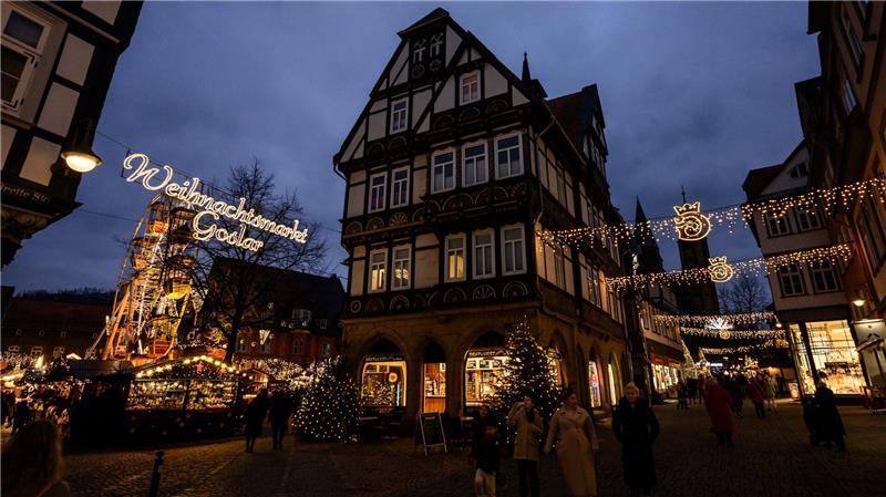 Europaweit top - Was der Weihnachtsmarkt Goslar bietet Die Altstadt in Goslar ist Teil des Unesco-Weltkulturerbes.