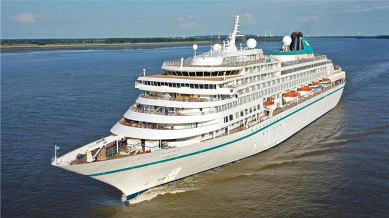 Die „Amera“ legt am Montag einen Halt in Bremerhaven ein.