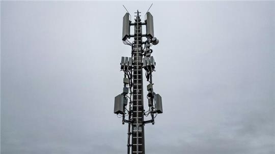 Die Anbieter Vodafone und Telekom aktivierten ihre Netze im Mobilfunkstandard der 5. Generation (5G) bereits 2019, O2 folgte 2020.