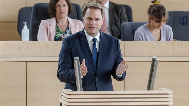 Landtag debattiert über Feuerwehr-Führungen Die Anforderungen an die Wehrführungen übersteigen laut Christopher Vogt das ehrenamtlich Machbare. (Archivbild)