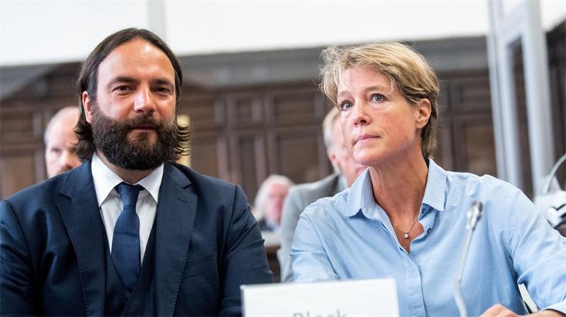 Die Angeklagte Christina Block und ihr aktueller Anwalt Ingo Bott.