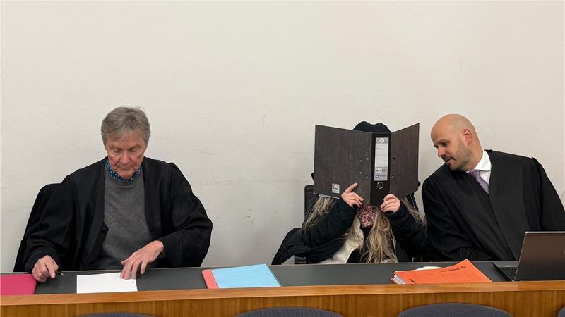 15 Jahre Haft für falsche Narkoseärztin Die Angeklagte hat in dem Revisionsprozess eine mildere Strafe bekommen. (Archivbild)