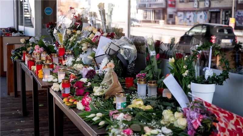 Restaurantinhaber in Hamburg erstochen – Verdächtiger in Türkei gefasst Die Anteilnahme nach dem Tod des Mannes war groß. (Archivbild)