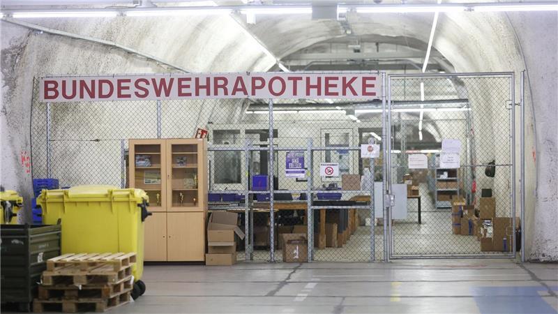 Die Apotheke liegt auf dem Gelände der Feldwebel-Anton-Schmid-Kaserne.