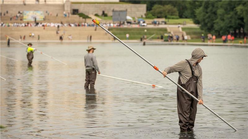 Die Arbeiten am Reflecting Pool werden wohl doch aufwendiger als gedacht.