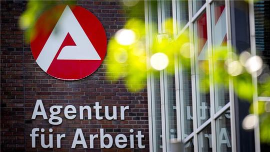 Die Arbeitslosenquote im Landkreis Stade betrug im Juli 5,3 Prozent, im Vormonat lag sie bei 5,1 Prozent.