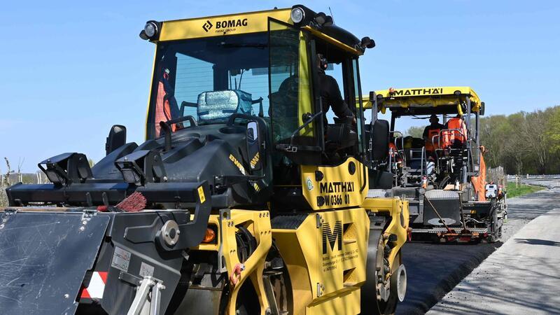 Asphaltarbeiten auf K39: Das müssen Autofahrer im Alten Land wissen Die Asphaltierung der K39 geht weiter.