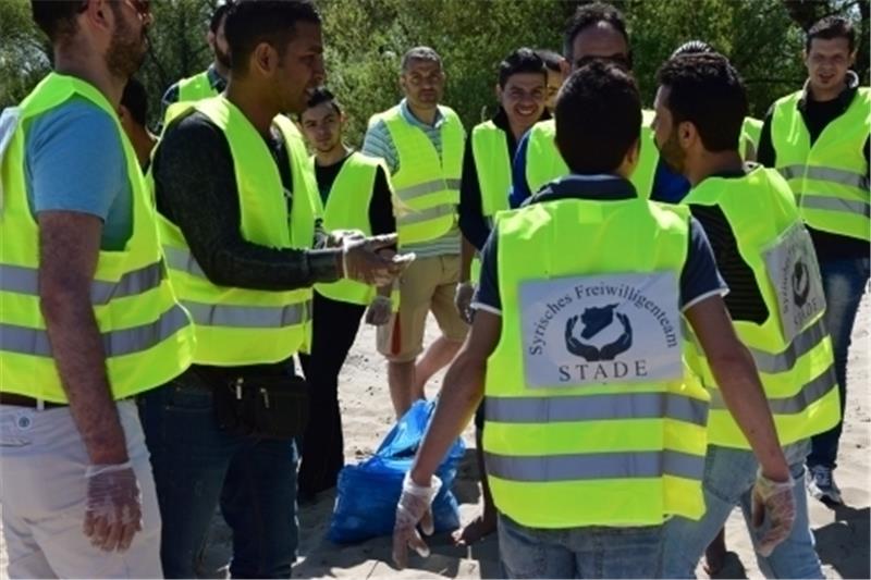 Die Asylsuchenden aus der Stadt Stade und den Ortschaften bezeichnen sich selbst als "Syrisches Freiwilligenteam".