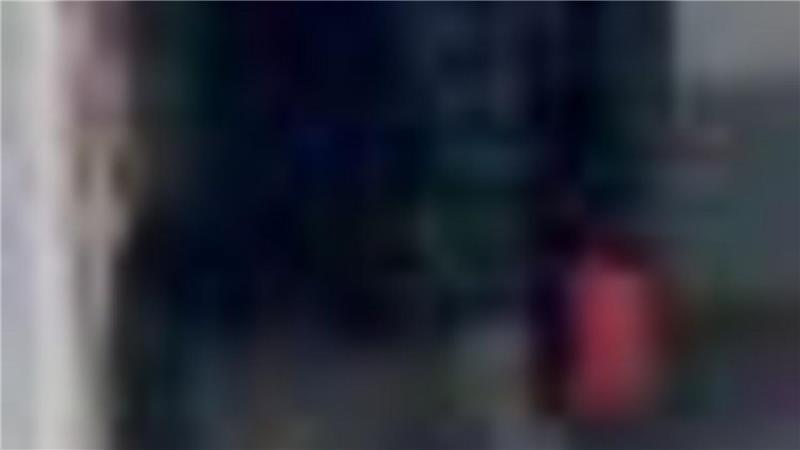 Tresor-Coup mit Millionenbeute: Polizei veröffentlicht Fotos Die Aufnahmen zeigen mehrere Personen.