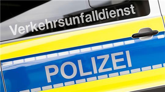 Die Autobahn war nach dem Unfall für mehrere Stunden gesperrt. (Symbolbild)