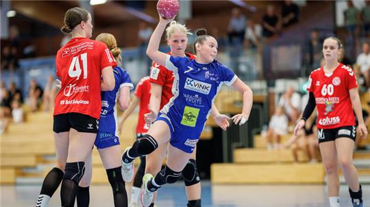 Die B-Juniorinnen der JSG Fredenbeck/Stade sind erfolgreich in die Bundesliga gestartet.