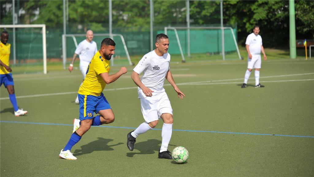 Die BSV-Legenden haben am Samstag mit 5:1 gegen das Kreisligateam des Buxtehuder...