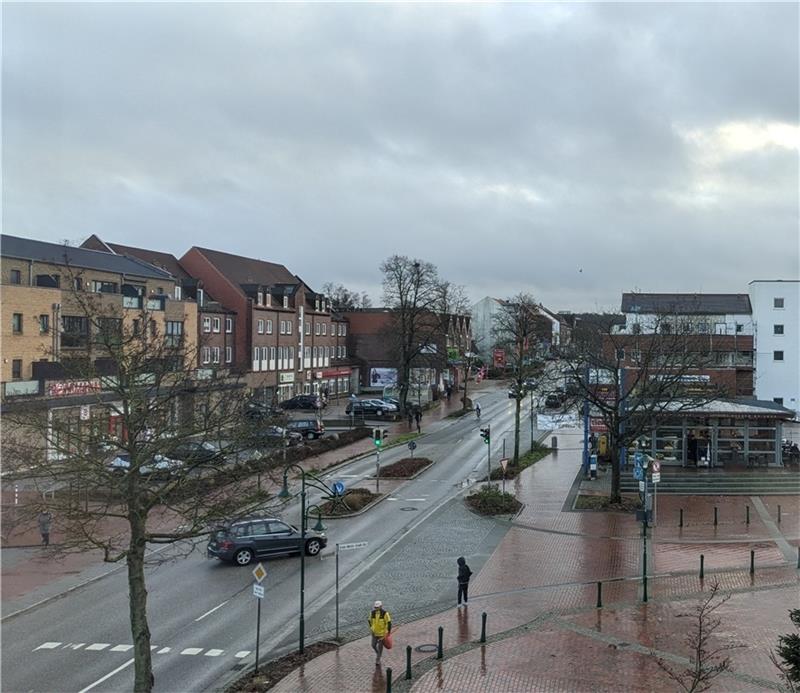 Die Bahnhofstraße mit Blick auf den Kreuzungsbereich Ernst-Moritz-Arndt-Straße und Grenzweg. Foto: Gemeinde Neu Wulmstorf