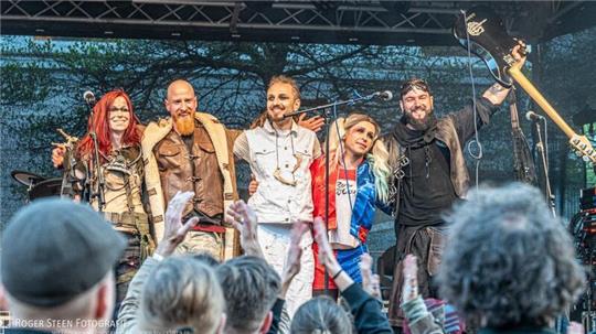 Die Band Drachenflug spielt im Kulturforum.